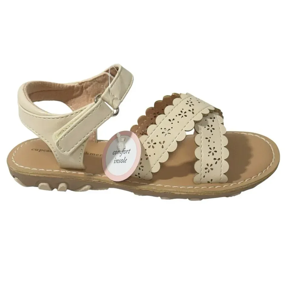 Cupcakes and Cashmere scalloped Beige Sandal Toddler Girls Adjustable SZ/10